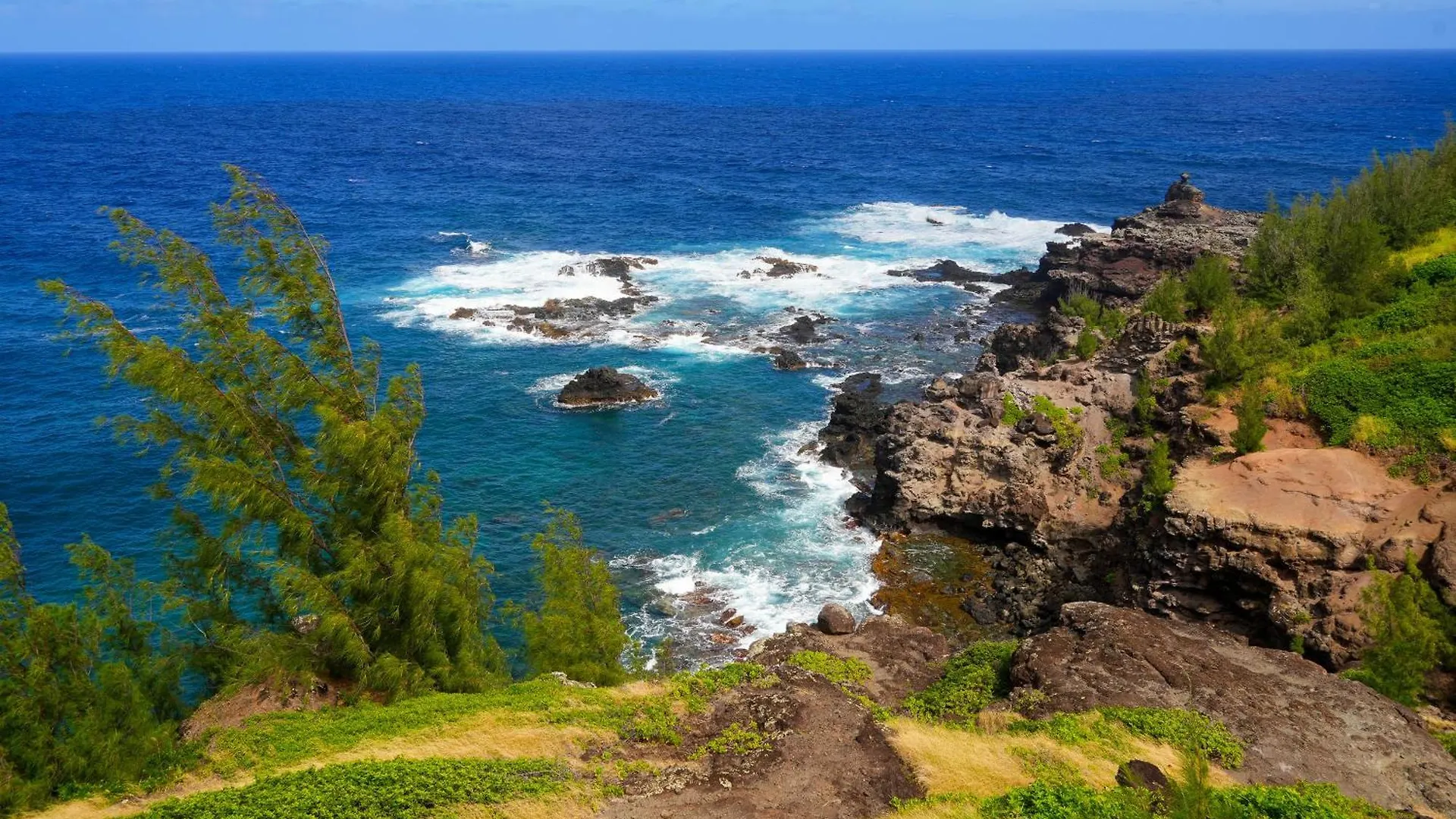 Oceanfront Views Above Dukes - Wrap Around Lanai - Outdoor Kitchen Honua Kai H351 Villa Lahaina