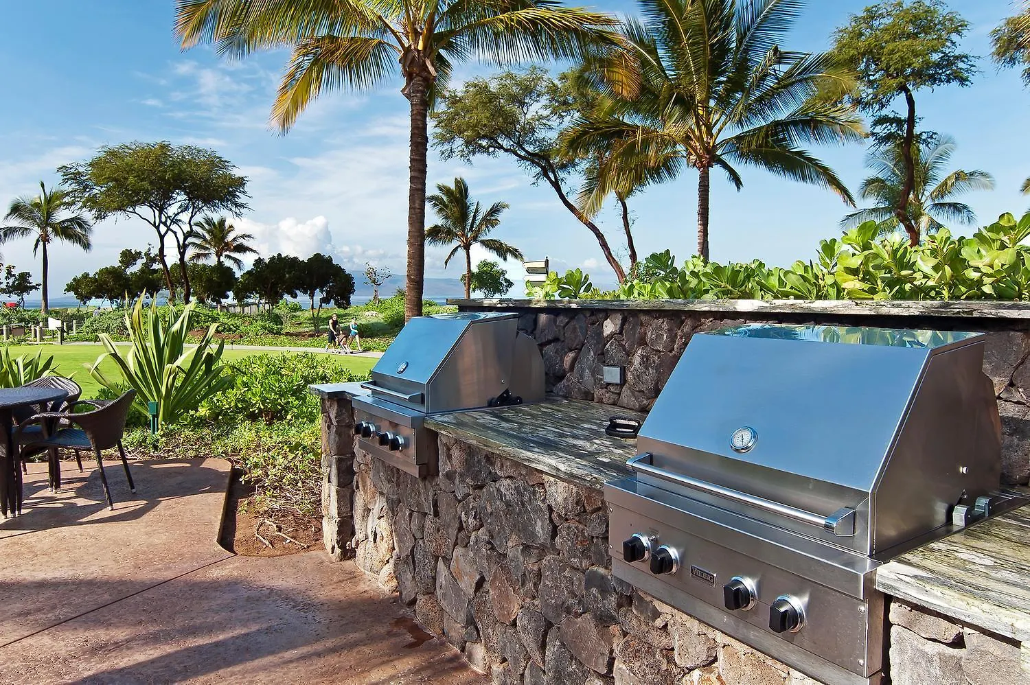 Oceanfront Views Above Dukes - Wrap Around Lanai - Outdoor Kitchen Honua Kai H351 Villa Lahaina United States