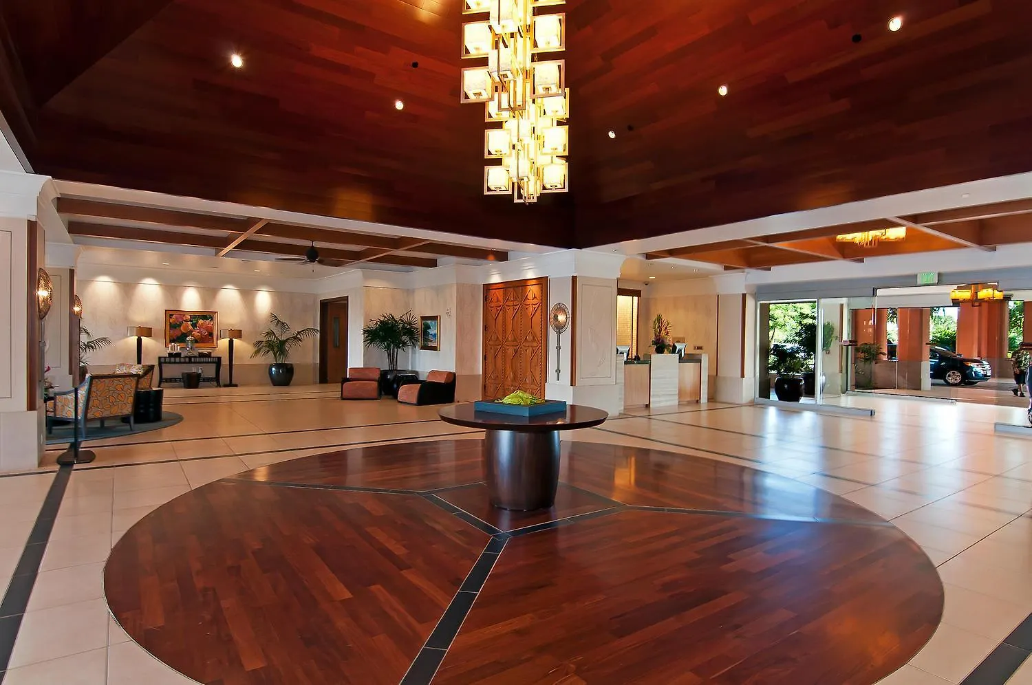 Oceanfront Views Above Dukes - Wrap Around Lanai - Outdoor Kitchen Honua Kai H351 Villa Lahaina 0*,